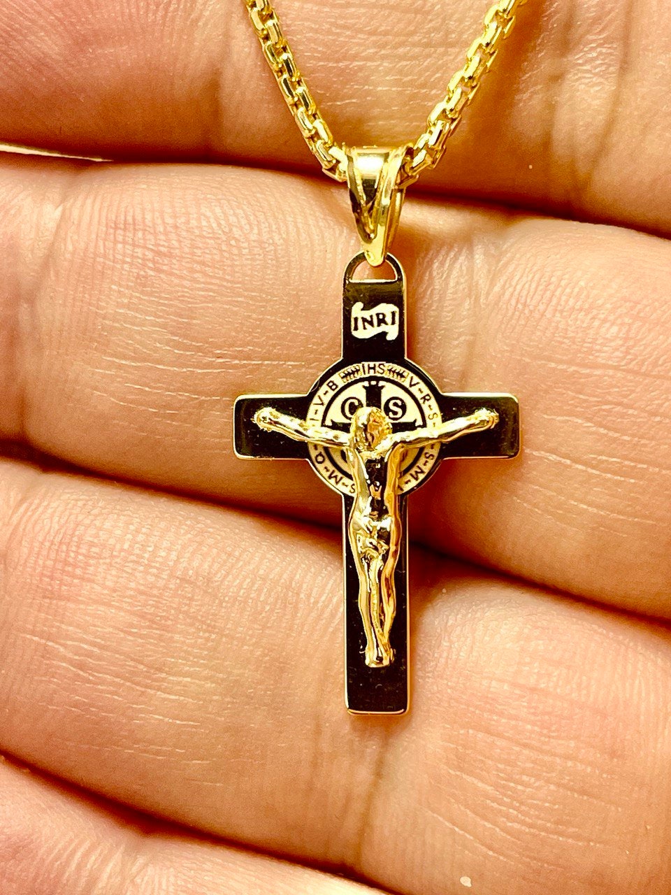 18K GOLD CROSS NECKLACE ,Real Gold,Crucifix necklace,Jesus Cross,Round box Cross,For Him, For Her,Gift for Dad,Gift For Mom,Birthday Gift.