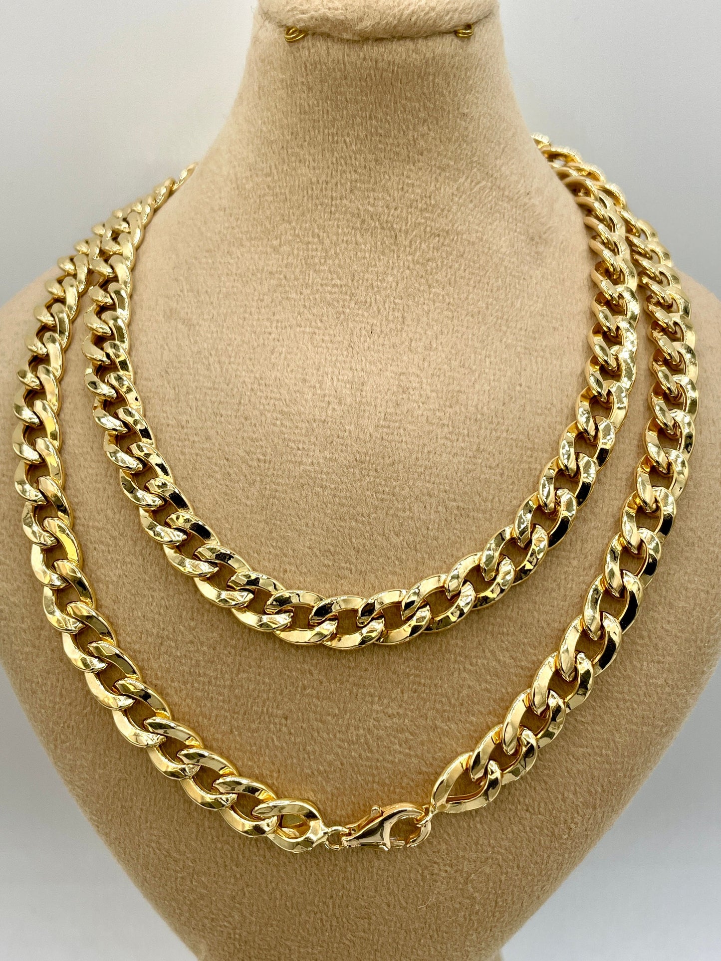 18k GOLD Curb(7.5mm), link Chain Necklace ,18kReal Gold curb,christmas Gift,Unisex Gold chain,18k GOLD Chain,Birthday Gift,Ladies 18 Gold.