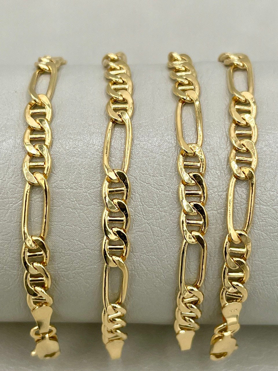 18k Solid Gold Figaro Bracelet, Yellow 18K Gold Figaro Links Bracelet,4.2MM Thick Real Gold Figaro Bracelet for Men/Women,Gifts for Him/Her!