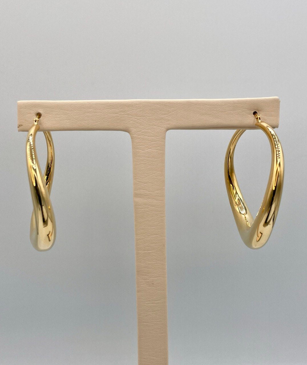 18k Gold Hoop Earrings Extravaganza: Unveiling Extra Chunky Hoop Earrings - Elevate Your Style with Bold Sophistication,Real Gold Women/Girl