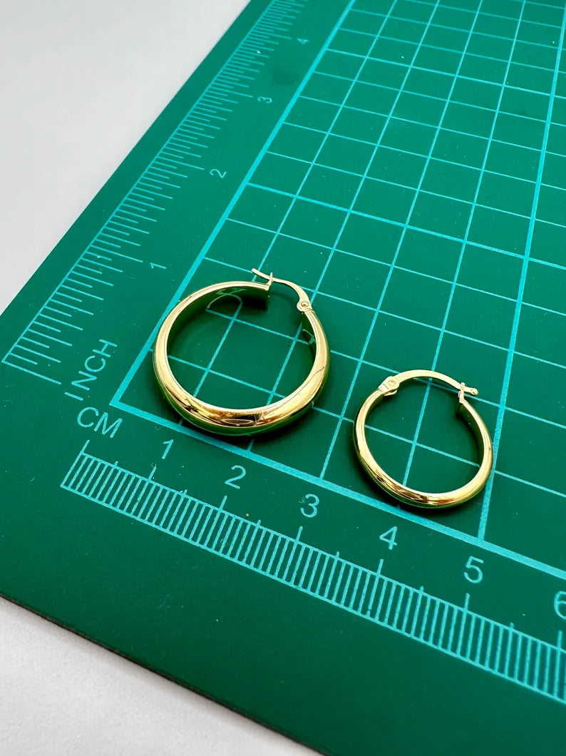 18K Gold Hoop Earrings,Real Gold, Latch back Closer,. A Must-Have Style! Classic Staple! A Perfect Gift For Every Ceremony!