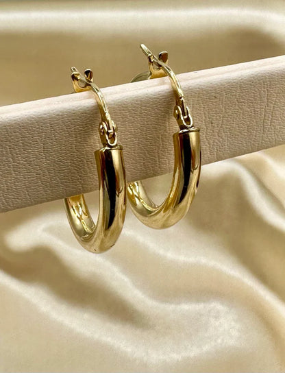18K Gold Hoop Earrings,Real Gold, Latch back Closer,. A Must-Have Style! ClasAsic Staple! A Perfect Gift For Every Ceremony!
