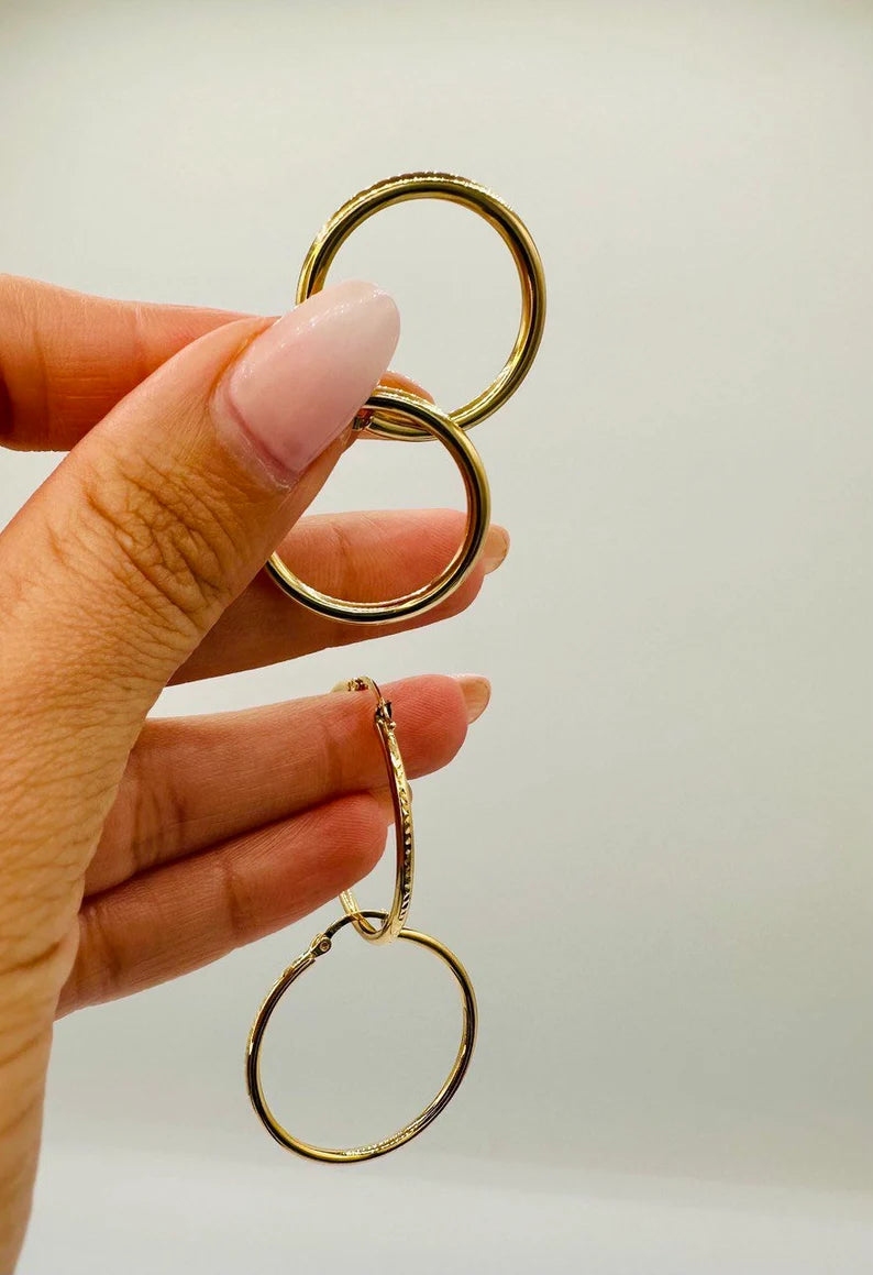 18K Gold Hoop Earrings,Real Gold, Latch back Closer,. A Must-Have Style! Classic Staple! A Perfect Gift For Every Ceremony!