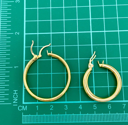 18K Gold Hoop Earrings,Real Gold, Latch back Closer,. A Must-Have Style! Classic Staple! A Perfect Gift For Every Ceremony!
