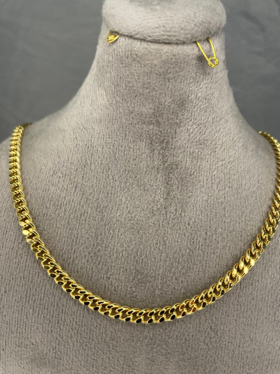 18k GOLD SOLID CURB (4MM) 22"24"26",Real Solid Gold, Christmas Gift, Anniversary Gift, Birthday Gift, For Him, For Her, Real 18k Gold.