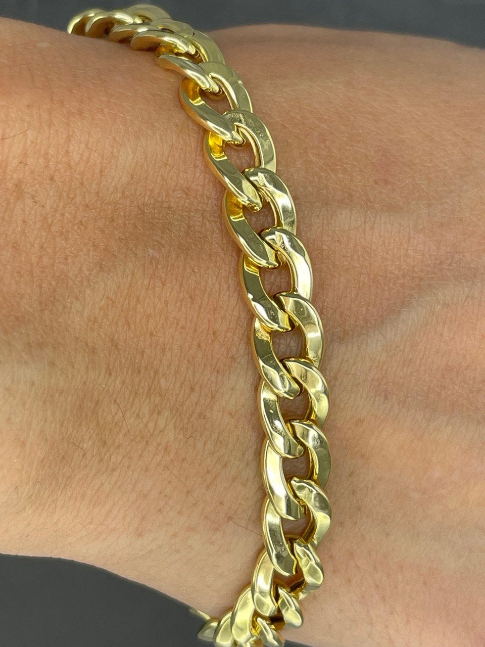 18K GOLD Bracelet Curb (7.4MM) 8" ,Christmas Gift, Anniversary Gift, Birthday Gift, For Her, For Him, Real Gold Bracelet Curb, ladies gift.