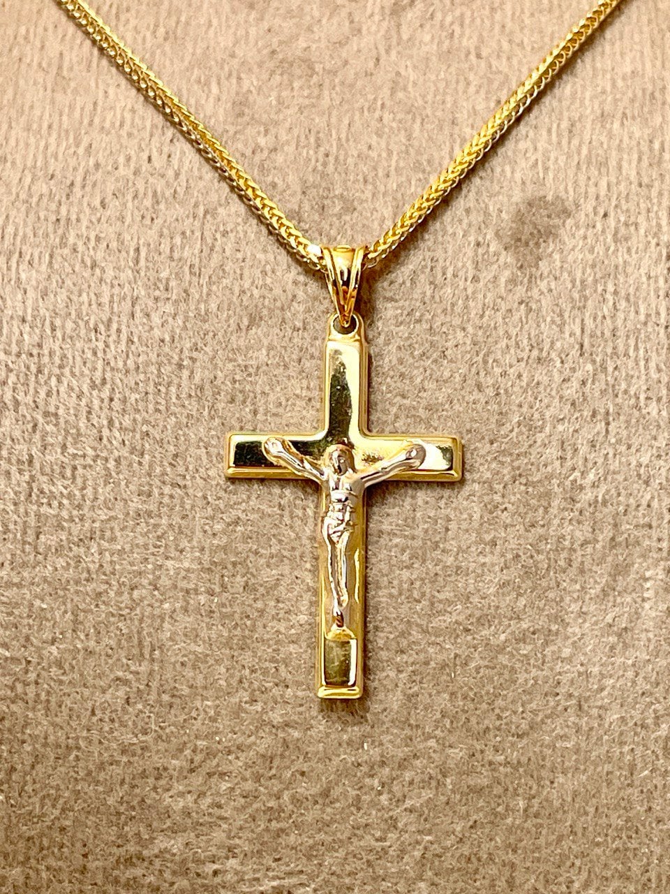 18K GOLD CROSS NECKLACE ,Jesus Cross,Real Gold,Franco Necklace Cross,crucifix Necklace,For Him,For Her,Birthday Gift,Christmas Gift.