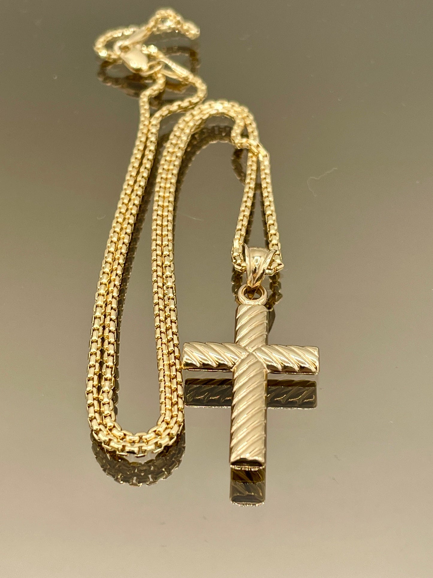 18K GOLD CROSS NECKLACE,Real Gold,Round Box,Birthday Gift,For Her,For Him,Christmas Gift,Anniversary Gift,Boyfriend Gift,Girlfriend Gift.