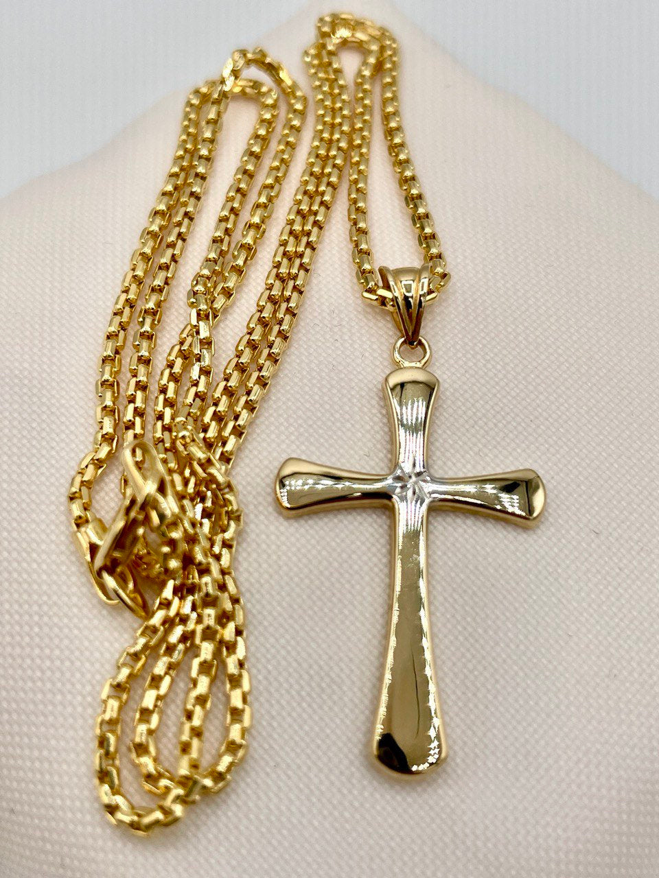 18K GOLD CROSS NECKLACE,Real Gold,Round Box Necklace Chain,fOR Him,For Her,Birthday Gift,Cristmas Gift,Gift For Dad,Gift For Mom.