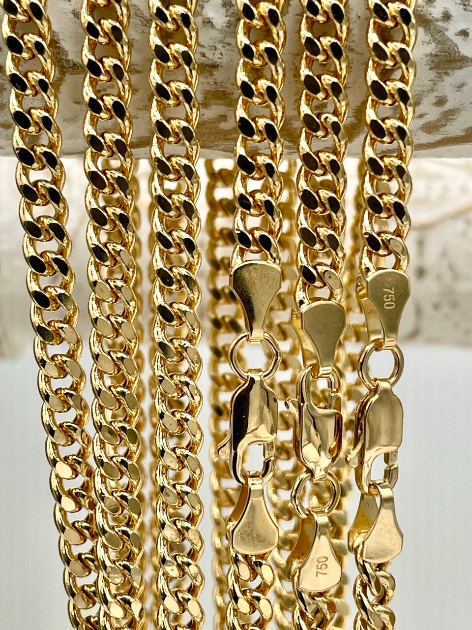 18K GOLD CURB NECKLACE (4.2mm)Solid Gold,Real Gold,Necklace Chain,For Her,For Him,Birthday Gift,Christmas Gift,Gift For Dad,Gift For Mom.
