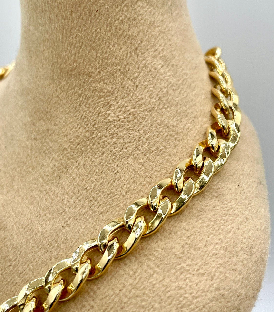18K GOLD CURB NECKLACE (7.5mm)Chain,Real Gold,For Her,For Him,Birthday Gift,Christmas Gift,Gift For Dad,Gift For Mom,Boyfriend Gift.