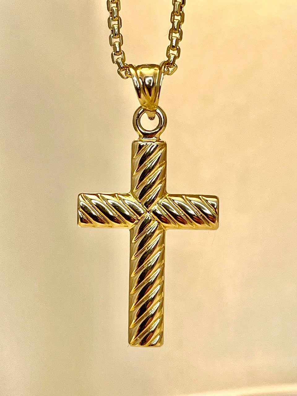 18K GOLD CROSS NECKLACE,Real Gold,Round Box,Birthday Gift,For Her,For Him,Christmas Gift,Anniversary Gift,Boyfriend Gift,Girlfriend Gift.
