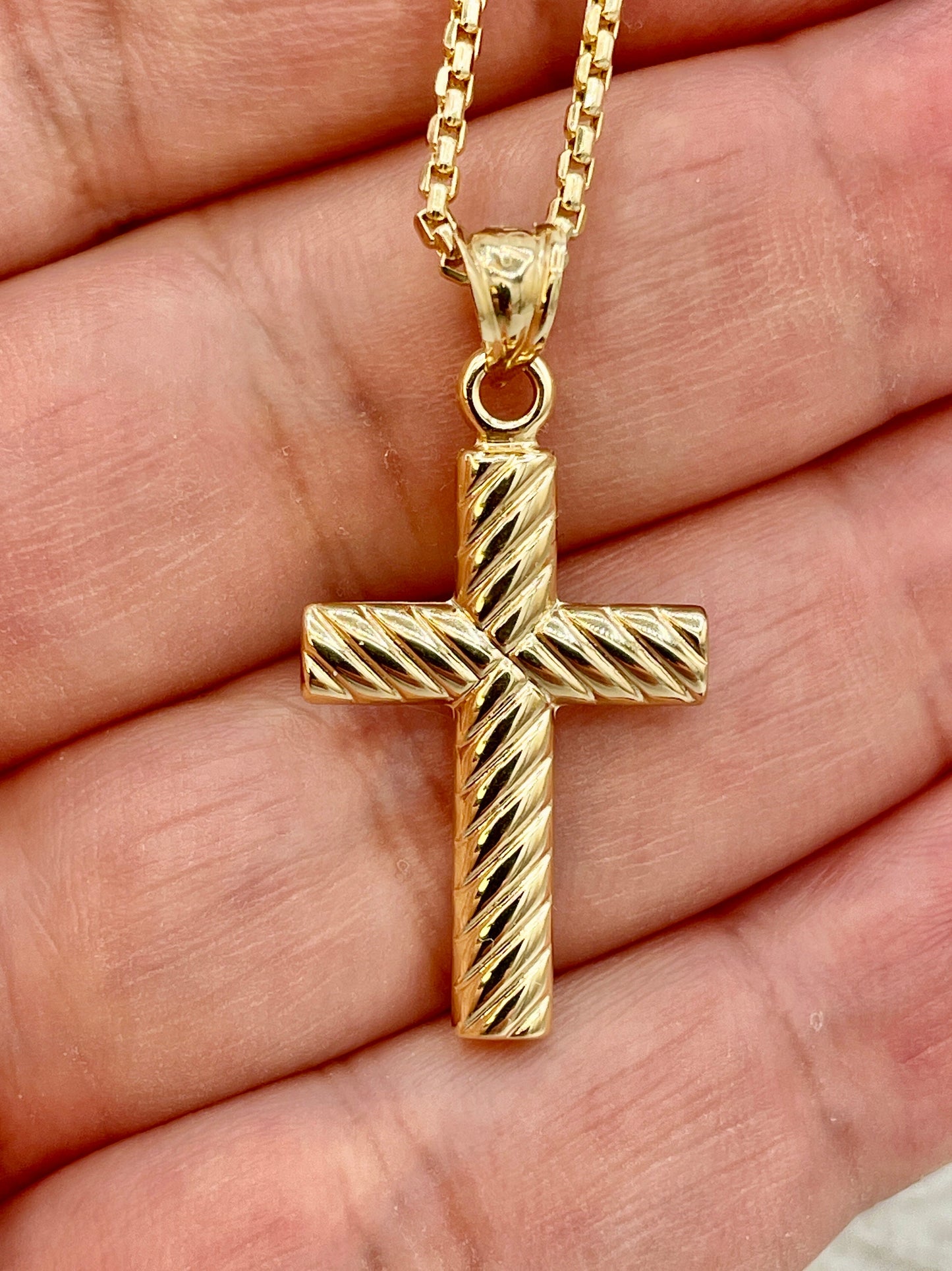18K GOLD CROSS NECKLACE,Real Gold,Round Box,Birthday Gift,For Her,For Him,Christmas Gift,Anniversary Gift,Boyfriend Gift,Girlfriend Gift.