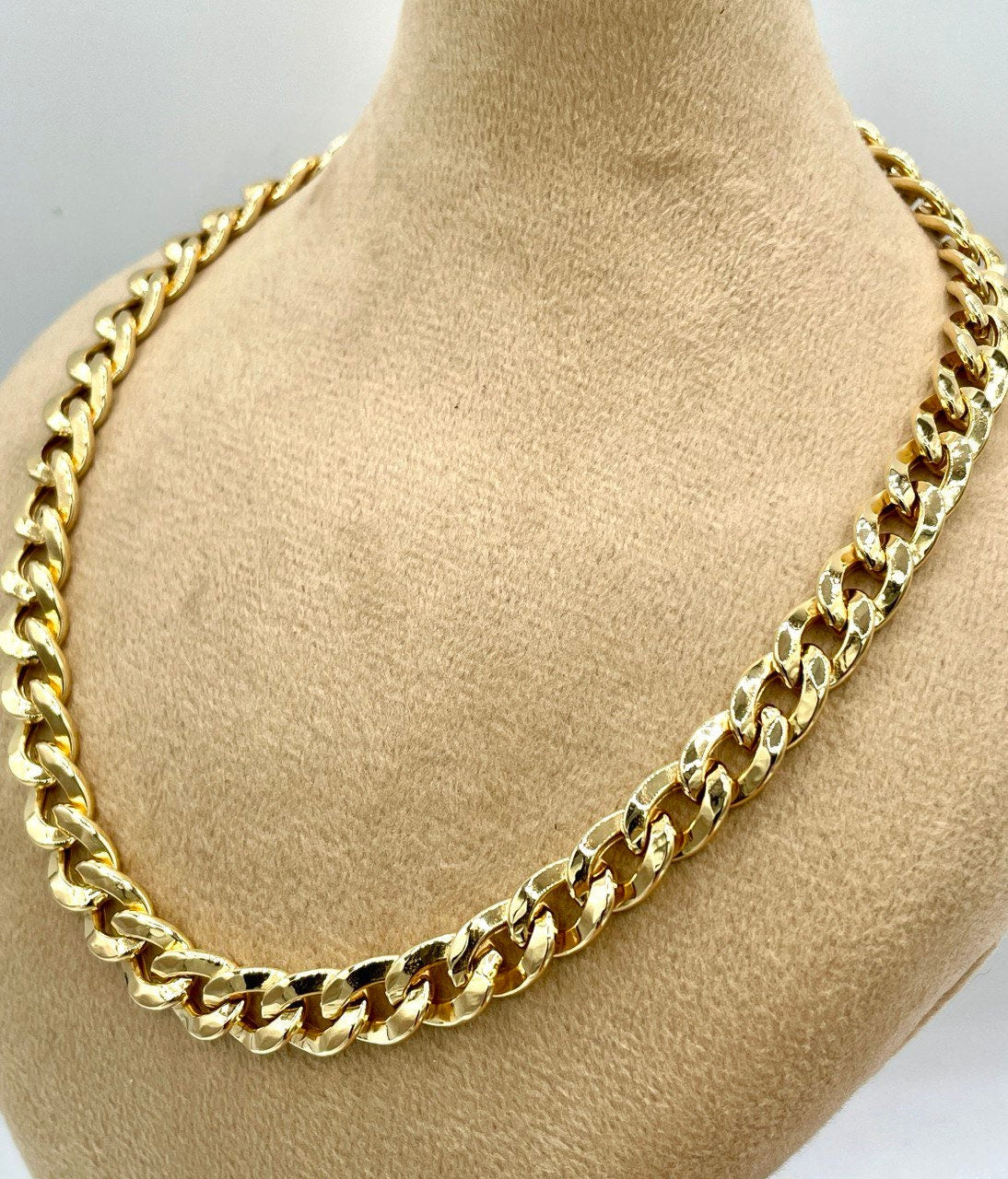 18K GOLD CURB NECKLACE (7.5mm)Chain,Real Gold,For Her,For Him,Birthday Gift,Christmas Gift,Gift For Dad,Gift For Mom,Boyfriend Gift.