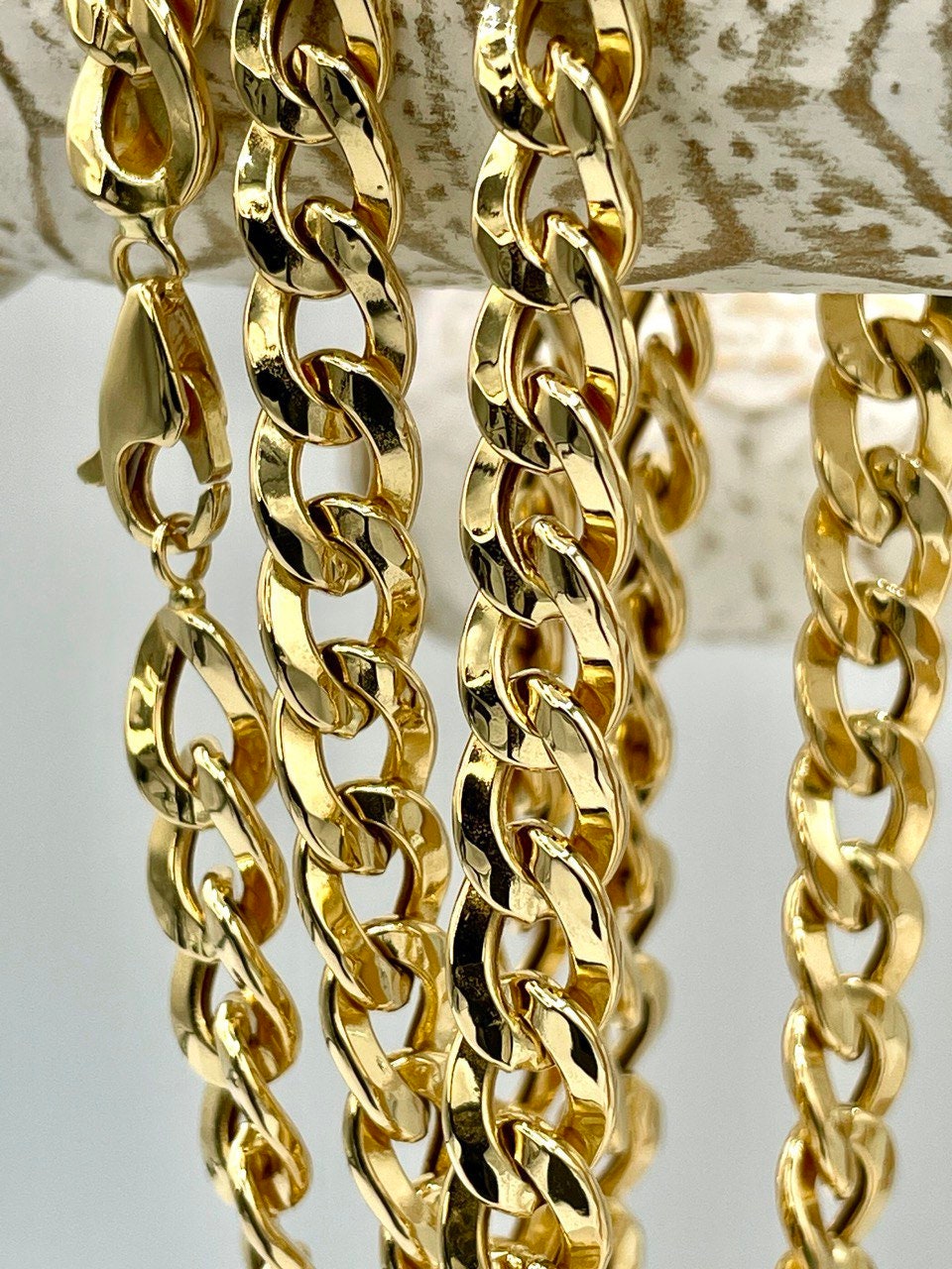 18K GOLD CURB NECKLACE (7.5mm)Chain,Real Gold,For Her,For Him,Birthday Gift,Christmas Gift,Gift For Dad,Gift For Mom,Boyfriend Gift.