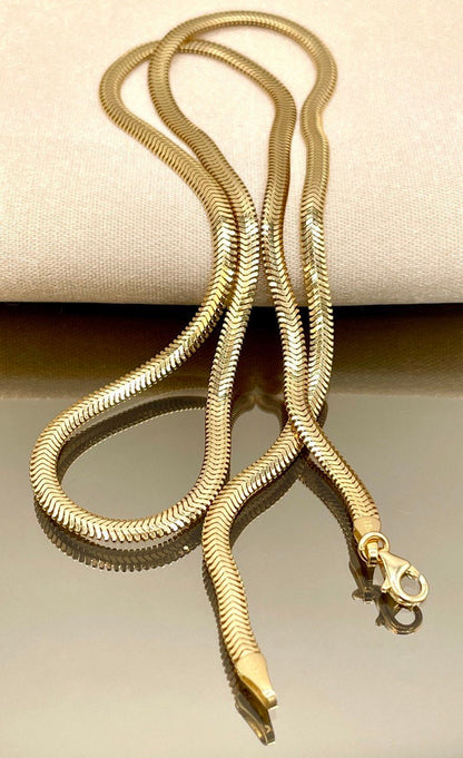 18Karat Gold Herringbone Necklace,Real Solid Gold,Yellow Gold,(3.5mm)Thick,Birthday Gift, Gift For Partner Men/Women,Anniversary Gift.