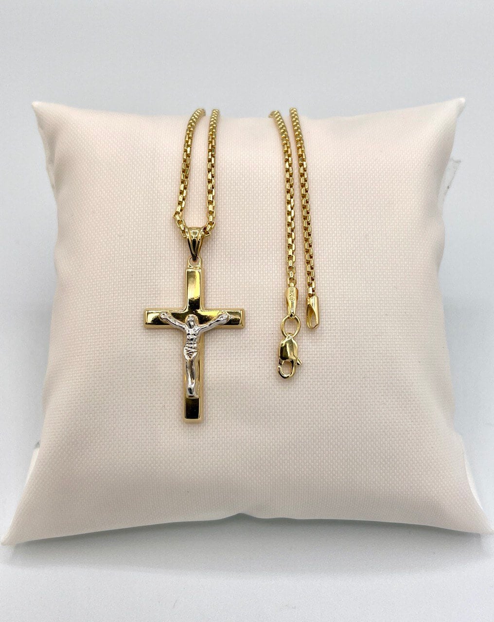 18K Gold Cross Necklace,Real Gold,Solid Necklace Gold,Crusifix Necklace,Jesus Cross,Round Box Necklace,Birthday Gift,Gift For Men/Women.