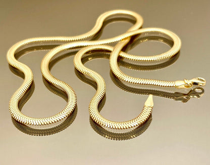 18Karat Gold Herringbone Necklace,Real Solid Gold,Yellow Gold,(3.5mm)Thick,Birthday Gift, Gift For Partner Men/Women,Anniversary Gift.