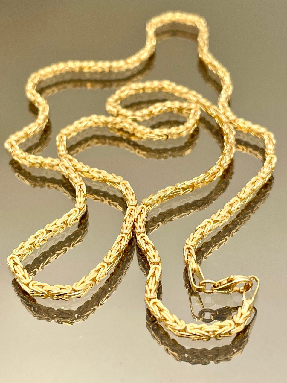 18Karat Gold Byzantine Necklace Chain,Solid Gold,Heavy Necklace Chain,(2mm)Thick,Birthday Gift,Anniversary Gift,Partner Gift Men/Women.