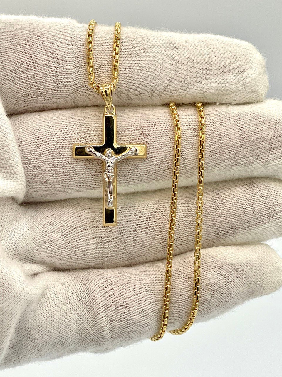 18K Gold Cross Necklace,Real Gold,Solid Necklace Gold,Crusifix Necklace,Jesus Cross,Round Box Necklace,Birthday Gift,Gift For Men/Women.