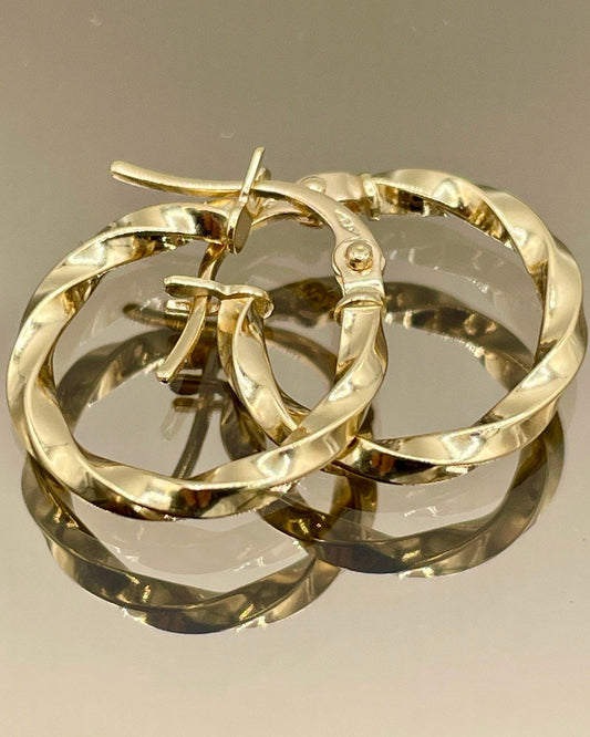 18Karat Gold Twisted Hoop Earring / Real 18Karat Gold Earrings / 14.5mm Braid Twist Hoop in 18Karat Gold,Birthday gift / Gift for Her!