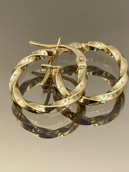 18Karat Gold Twisted Hoop Earring / Real 18Karat Gold Earrings / 14.5mm Braid Twist Hoop in 18Karat Gold,Birthday gift / Gift for Her!