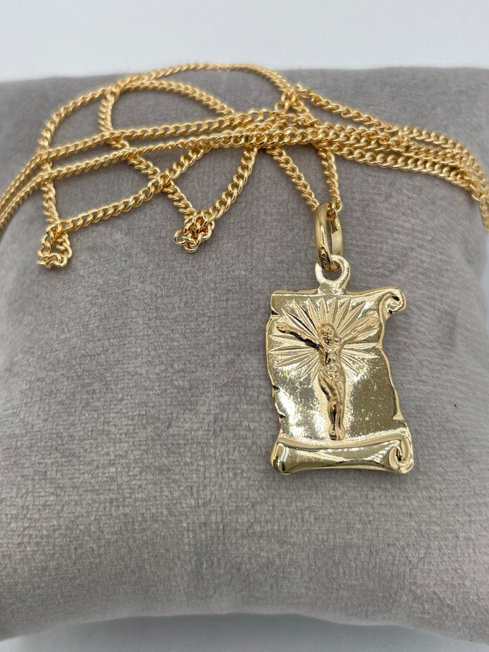 18K Gold Crucifix Necklace,2mmSolid Curb Chain, Diamond Cut Cross Chain,Christ Necklace Charm Religious Jewelry,Birthday Gift For Men/Women!