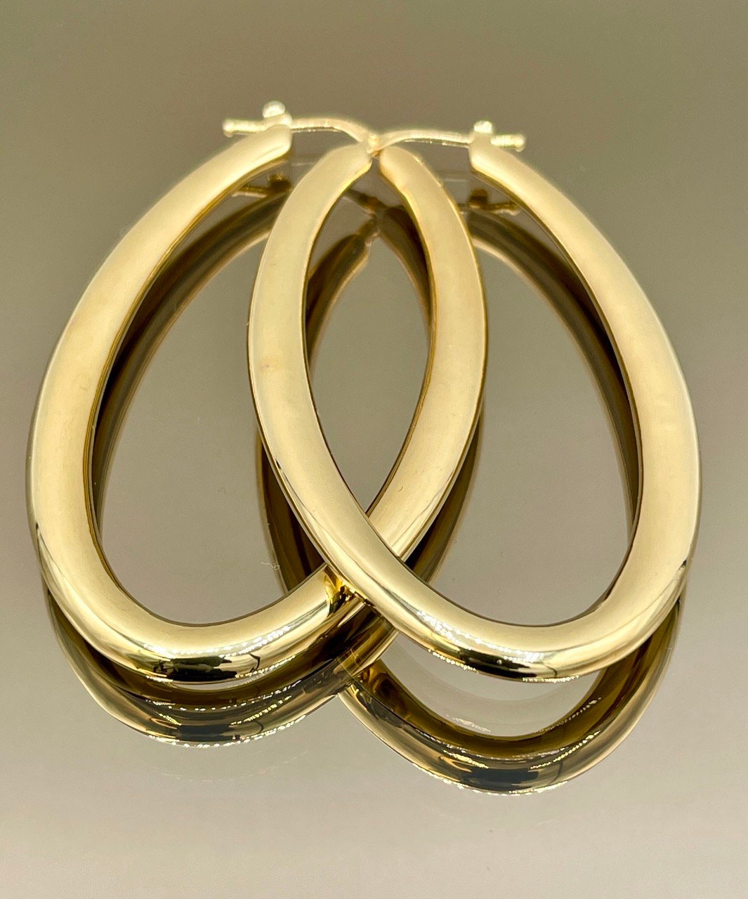 18k Gold Hoop Earrings Extravaganza: Unveiling Extra Chunky Hoop Earrings - Elevate Your Style with Bold Sophistication,Real Gold Women/Girl
