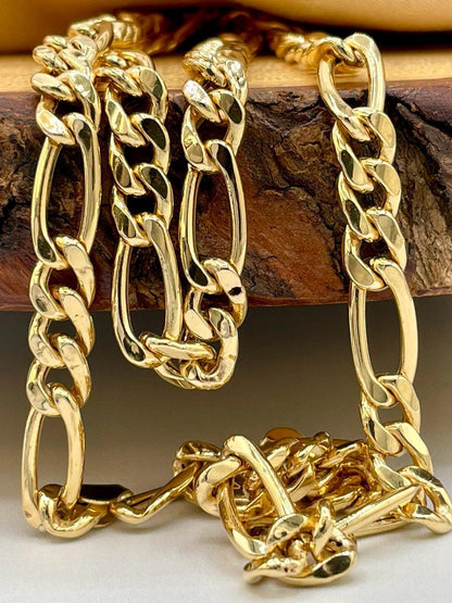 18k gold figaro chain